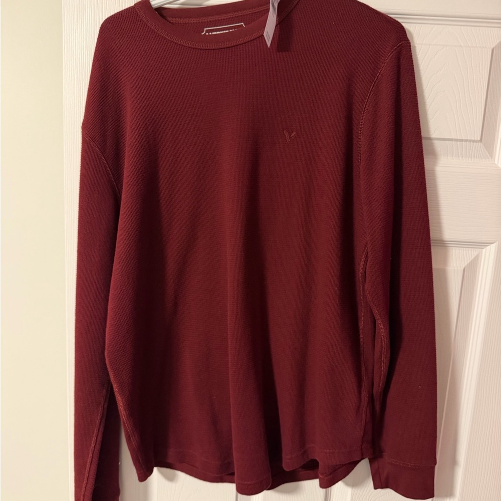 American Eagle Outfitters Men's Burgundy Waffle Thermal Crew
